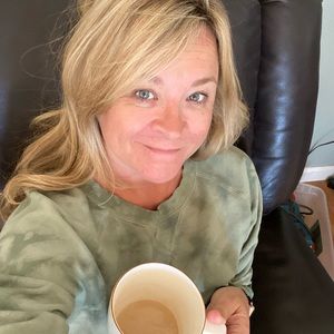 Meet your Posher, Cara